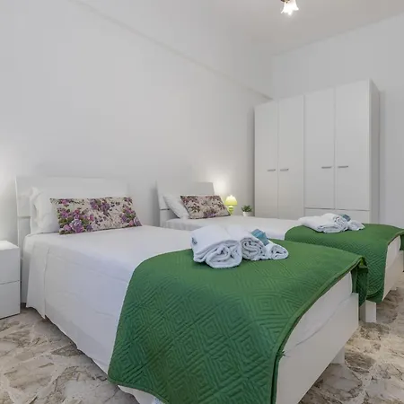 Italian Experience- Casa Rivamare Апартаменты