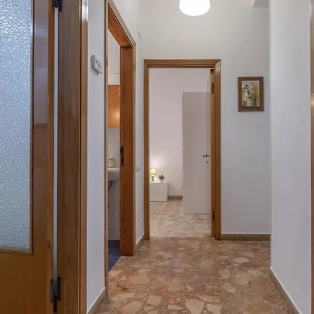 Апартаменты Italian Experience- Casa Rivamare