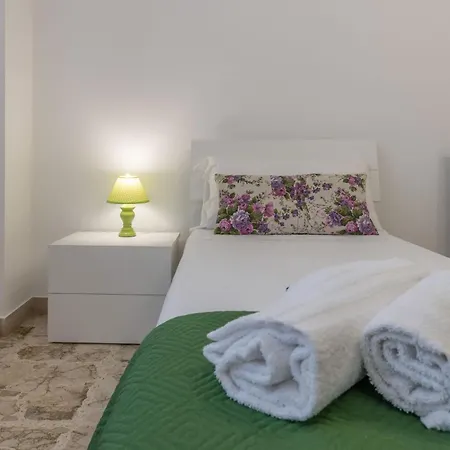 Italian Experience- Casa Rivamare * Porto Recanati
