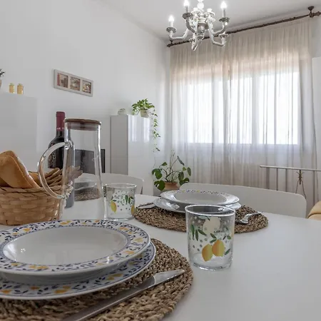 Italian Experience- Casa Rivamare Lägenhet